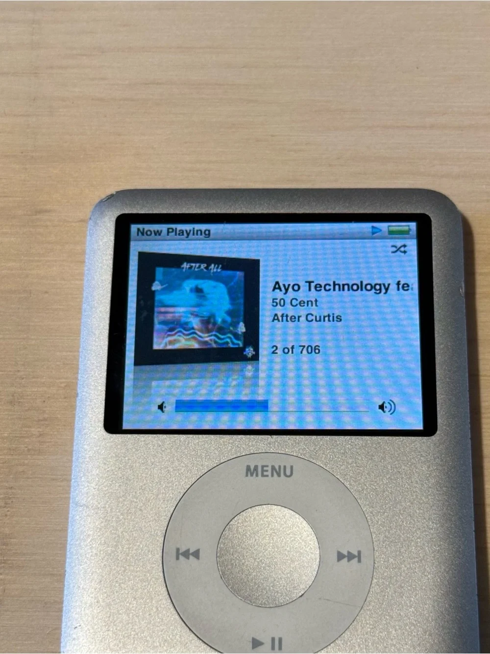 Apple iPod Nano A1236 4GB Silver Tested Good w/Charger-706Songs Read Description